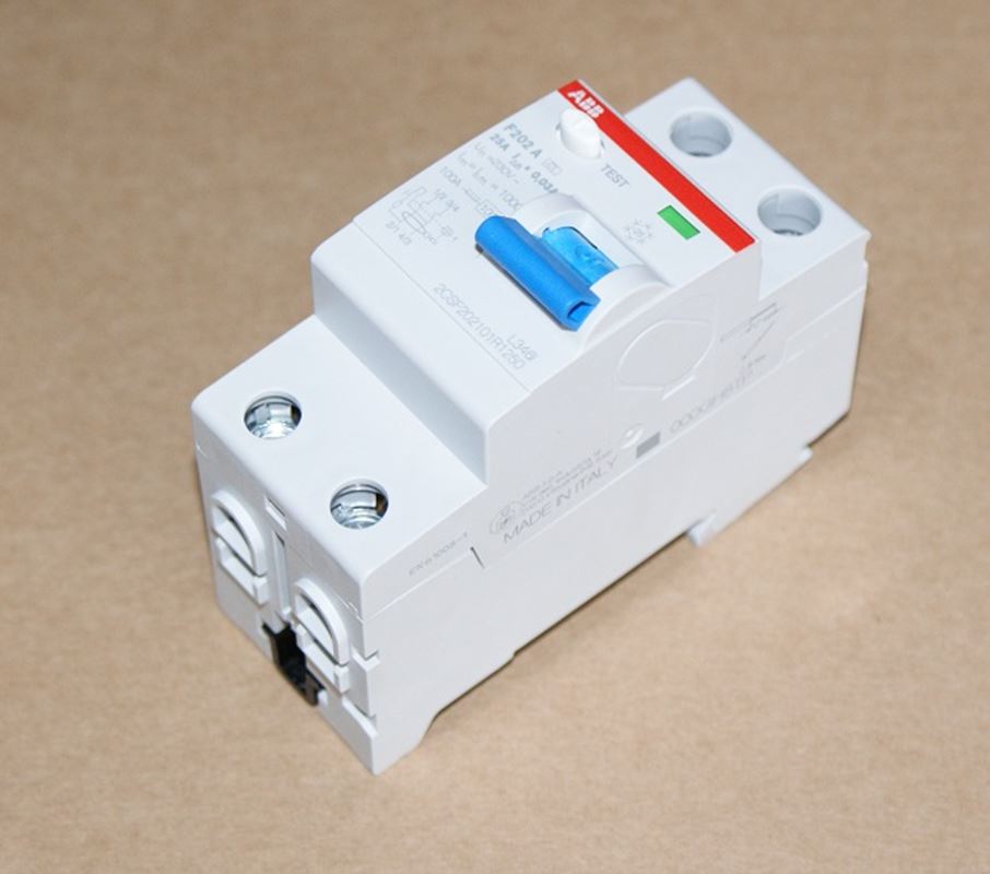 1St. ABB F202A-25/0,03 2CSF202101R1250 Fi-Schutzschalter 2x25A 30mA 0,03A