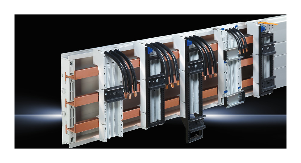 1St. Rittal SV 9340.700 OM-Adapter 65A, AWG6, 3-polig, BxH 75x208mm, TS7(60 mm) 9340700