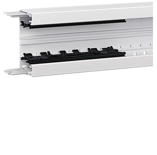 2m Hager BRN6513019016 Brl-Unterteil Profil Geräteeinbau BRN 65x130mm aus PVC in verkehrsweiß