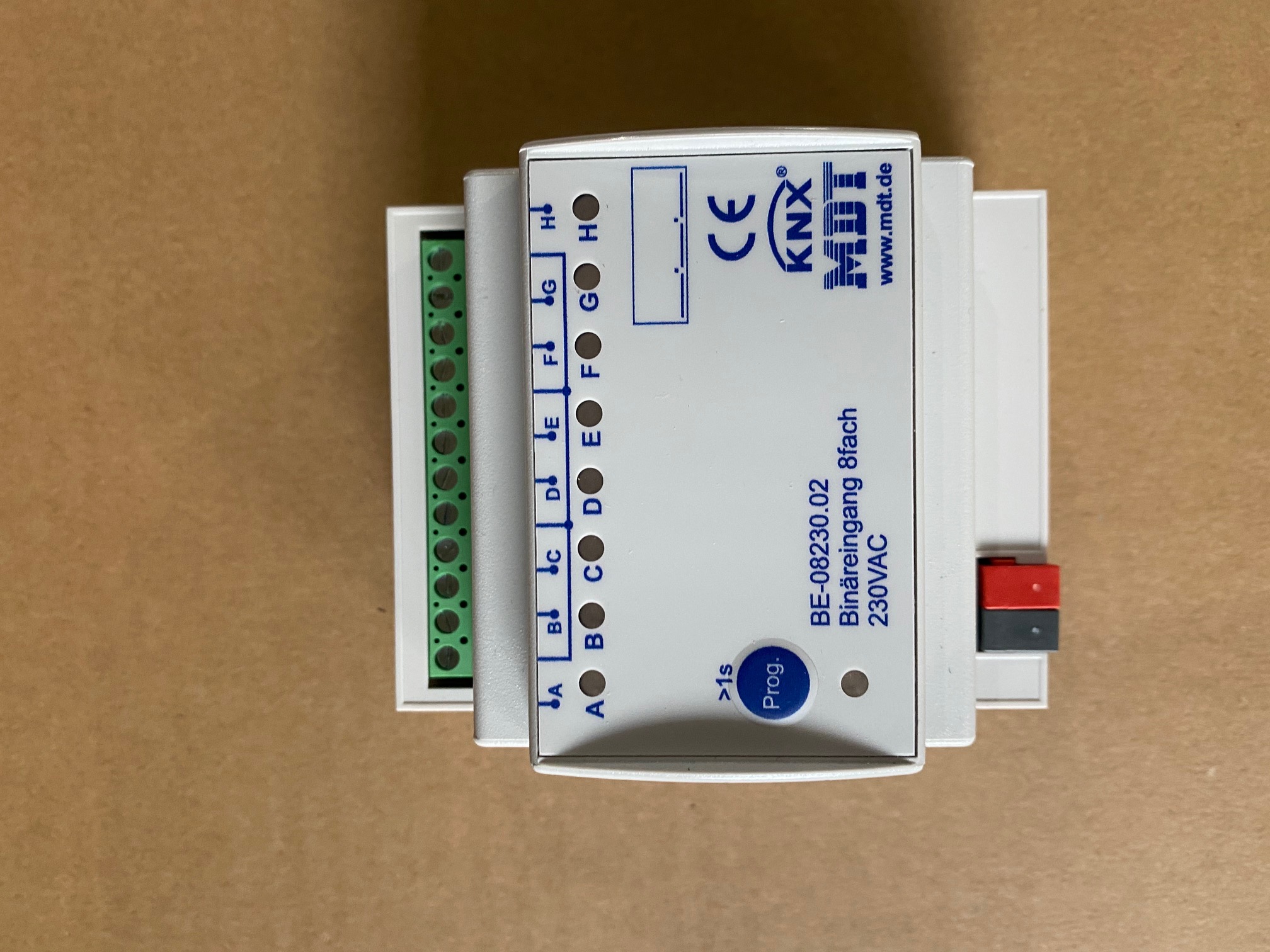 1St. MDT Binäreingang 8-fach REG BE-08230.02 für Steuersignale 230VAC 4TE