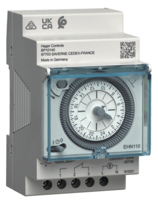 1St. Hager EHN110 Tagesschaltuhr, 1S/16A, 3PLE,analog