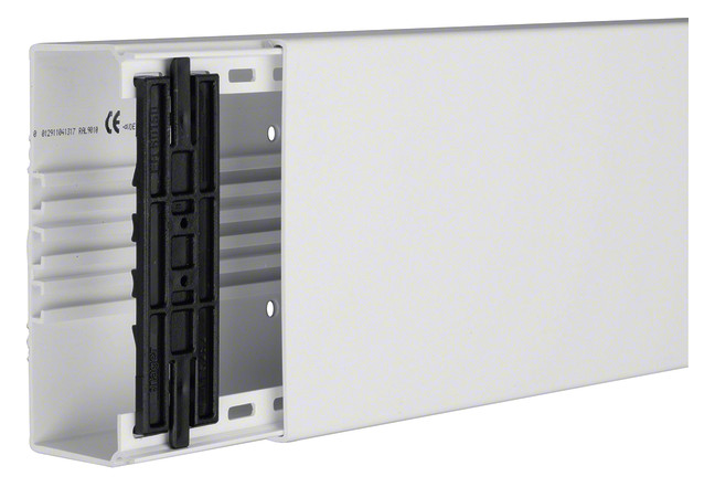 8m Hager FB6015009016 Leitungsführungskanal mit Geräte/Trennwandeinbauoption PVC FB 60x150mm vweiß