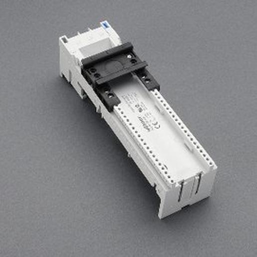 1St. Wöhner 32466 Sammelschienenadapter 80 A 1 verschiebbare Tragschiene 54 x 200, ohne Leitungen, mit Schraubklemmen 16