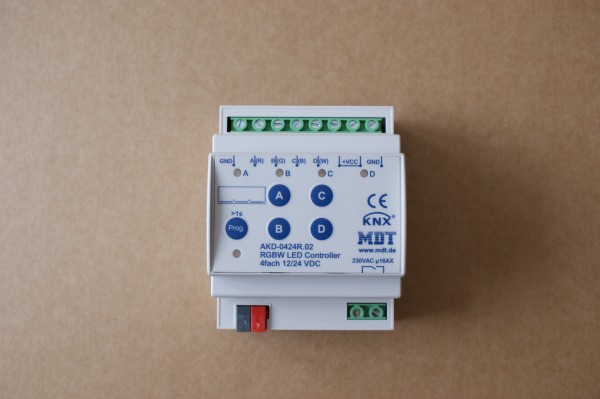 1St. MDT LED Controller 4-Kanal AKD-0424R.02 12/24V CV LED RGBW 4 einzelne Kanäle 2TE